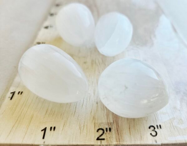 Selenite Egg 1"