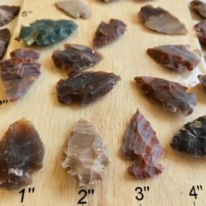 Small Agate Arrow Heads (Packs of 50)