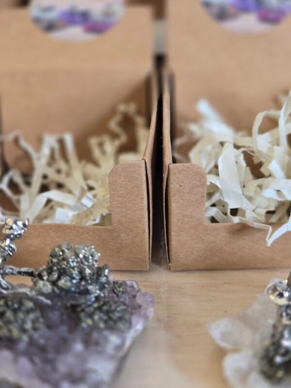 Pop-up Box Pewter Miner Crystal Collection 32pc - Image 3