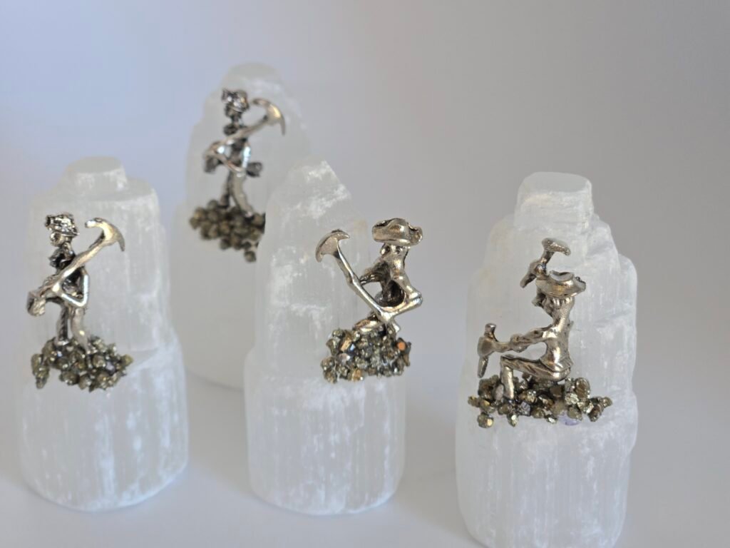 Selenite Tower with Alloy Miners